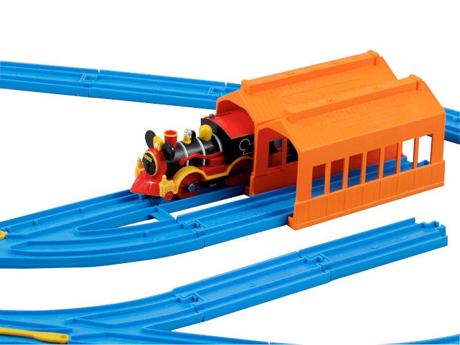 基地には車庫をかぶせて、車両を入れて遊ぼう！