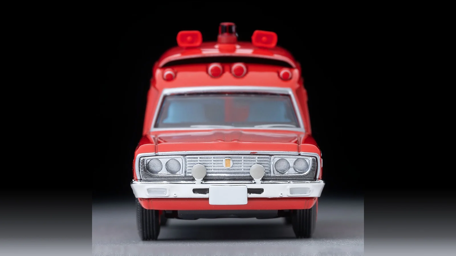 トミカリミテッド ヴィンテージ トヨタ救急車 FS55V型（消防庁）