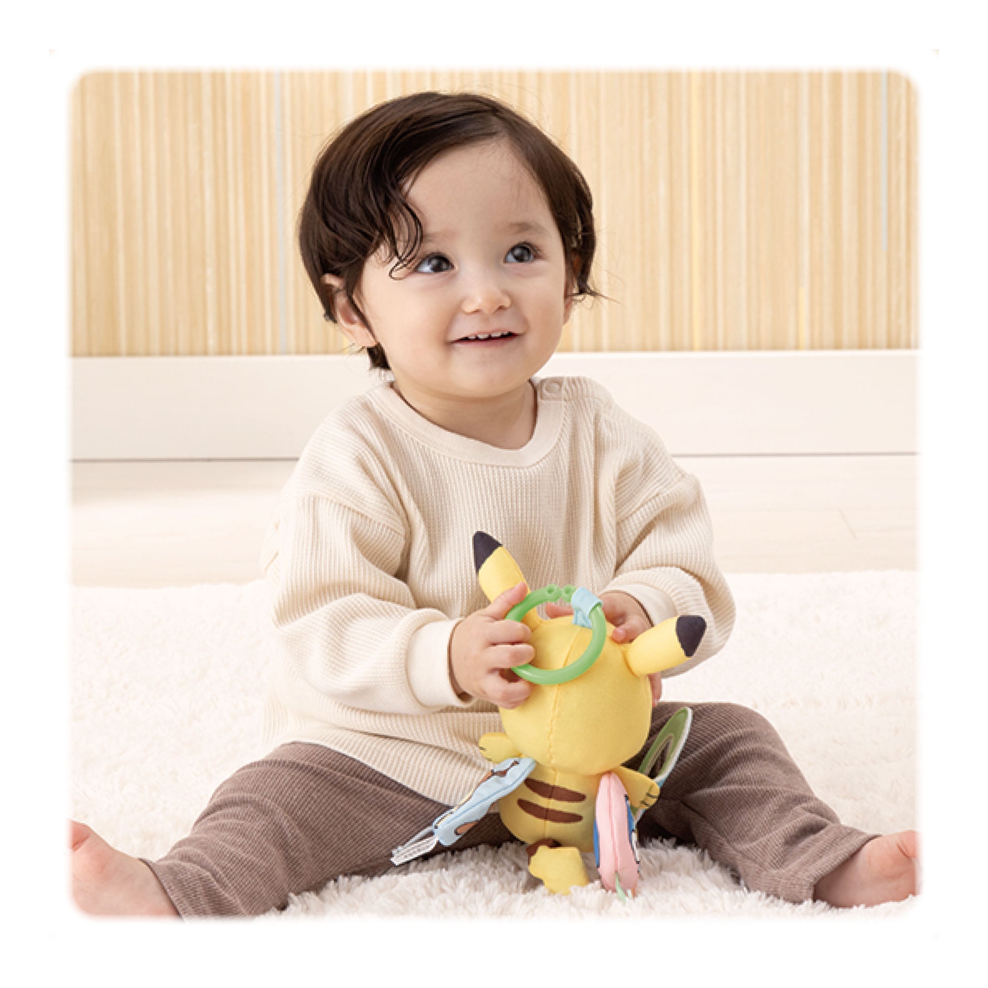 手あそびいっぱい！
おでかけフレンズ ピカチュウ
モンポケ